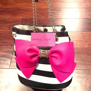 Betsy Johnson purse beautiful brand new never used medium size
